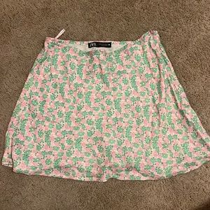 mini floral ZARA skirt with zipper